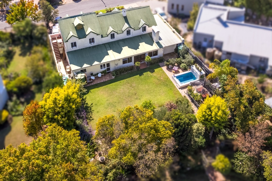 5 Bedroom Property for Sale in Paradyskloof Western Cape